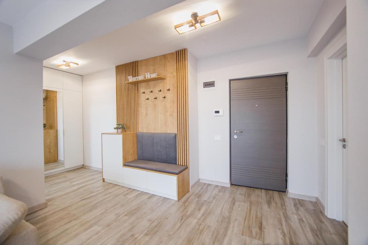 Creamy Wood Haven Διαμέρισμα Oradea Εξωτερικό φωτογραφία