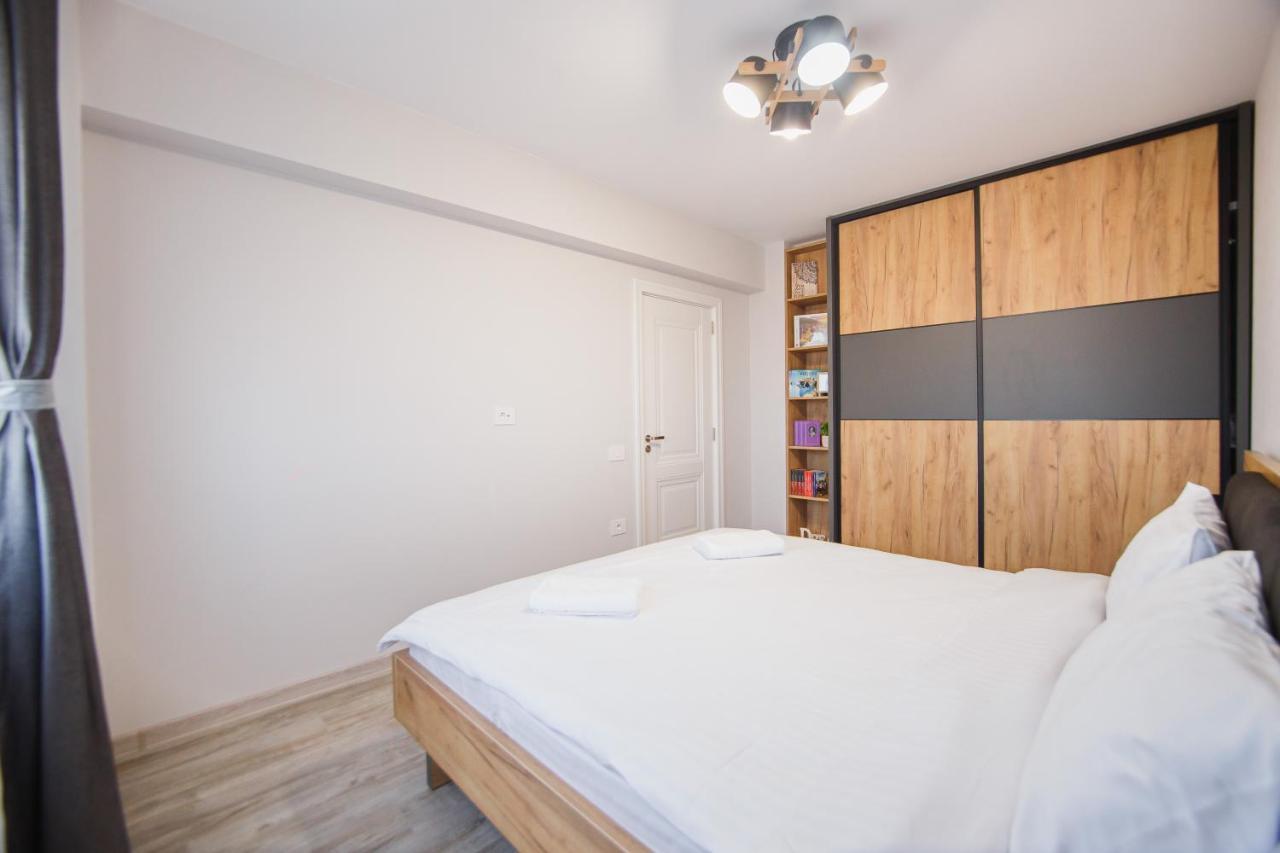 Creamy Wood Haven Διαμέρισμα Oradea Εξωτερικό φωτογραφία