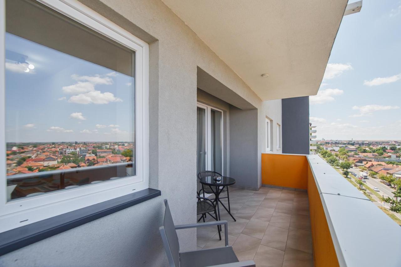 Creamy Wood Haven Διαμέρισμα Oradea Εξωτερικό φωτογραφία